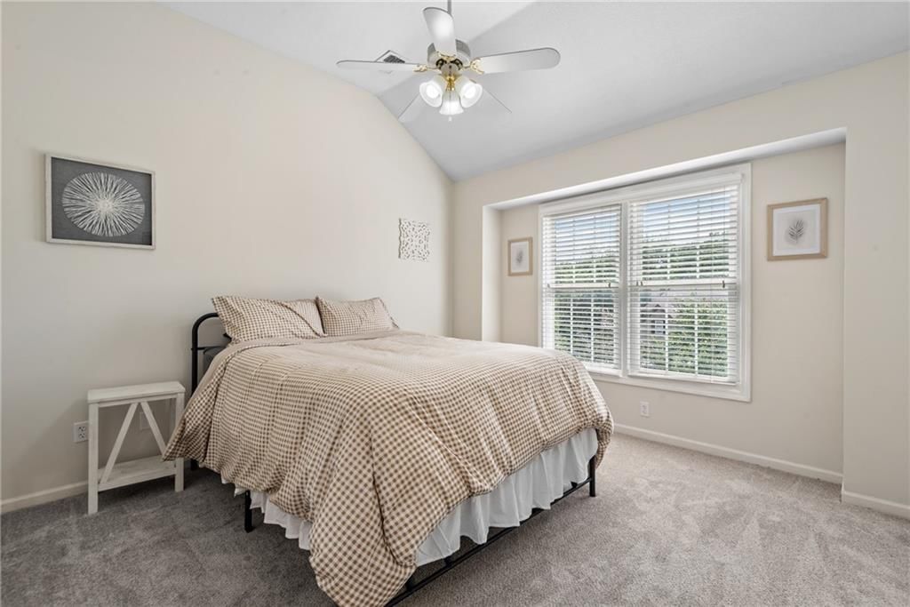 5717 N Beaman Avenue — photo 21