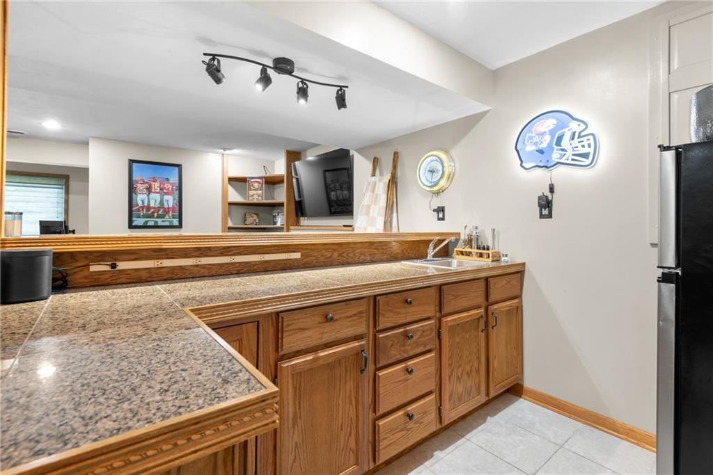5717 N Beaman Avenue — photo 32