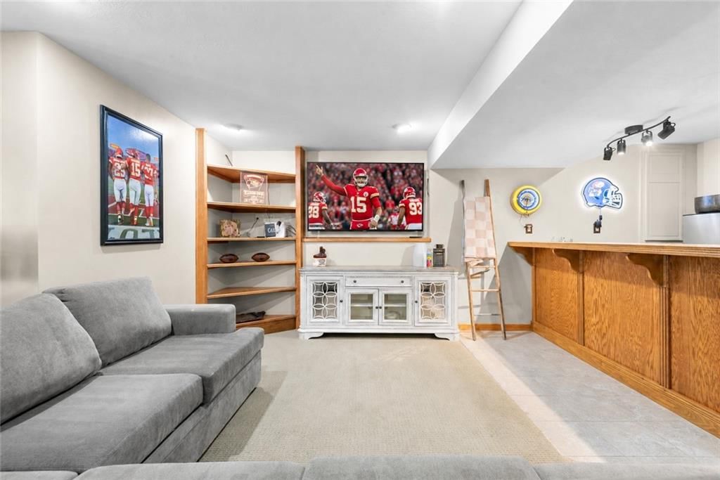 5717 N Beaman Avenue — photo 34
