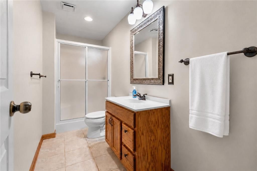 5717 N Beaman Avenue — photo 38