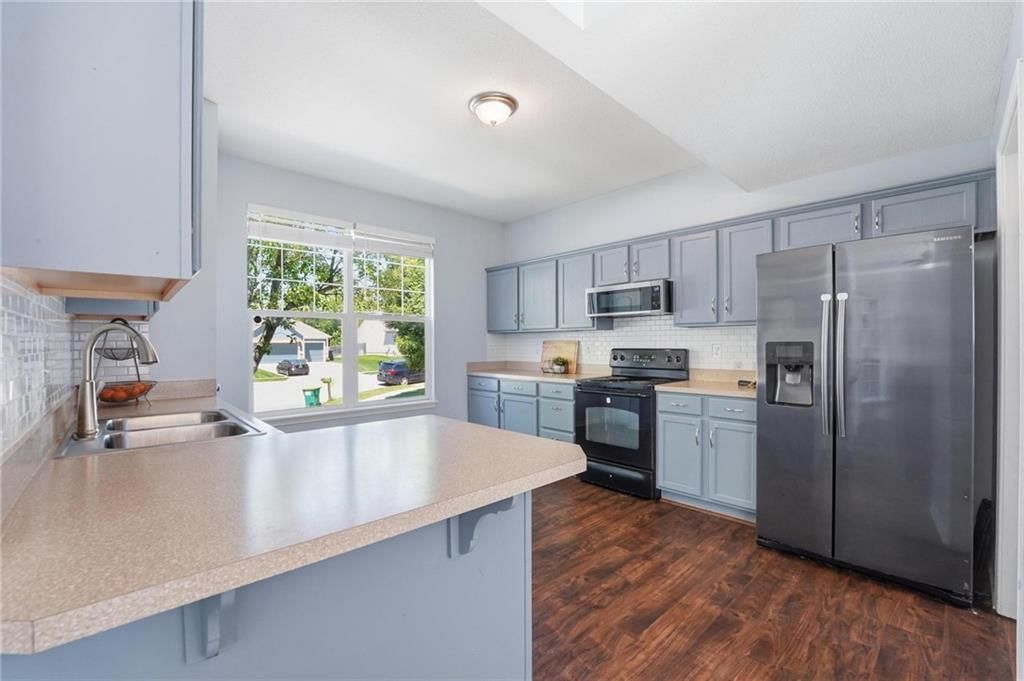 28645 W 159th Terrace — photo 8
