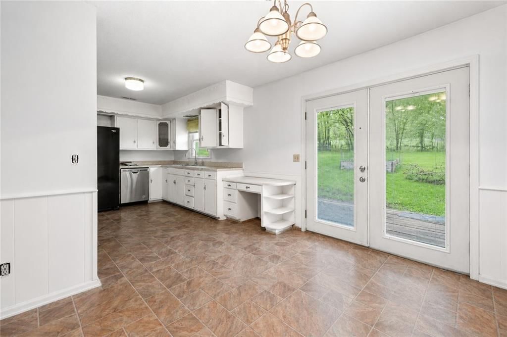 863 Kendall Road — photo 9