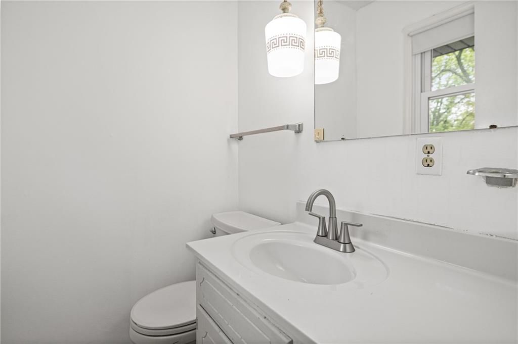 863 Kendall Road — photo 10