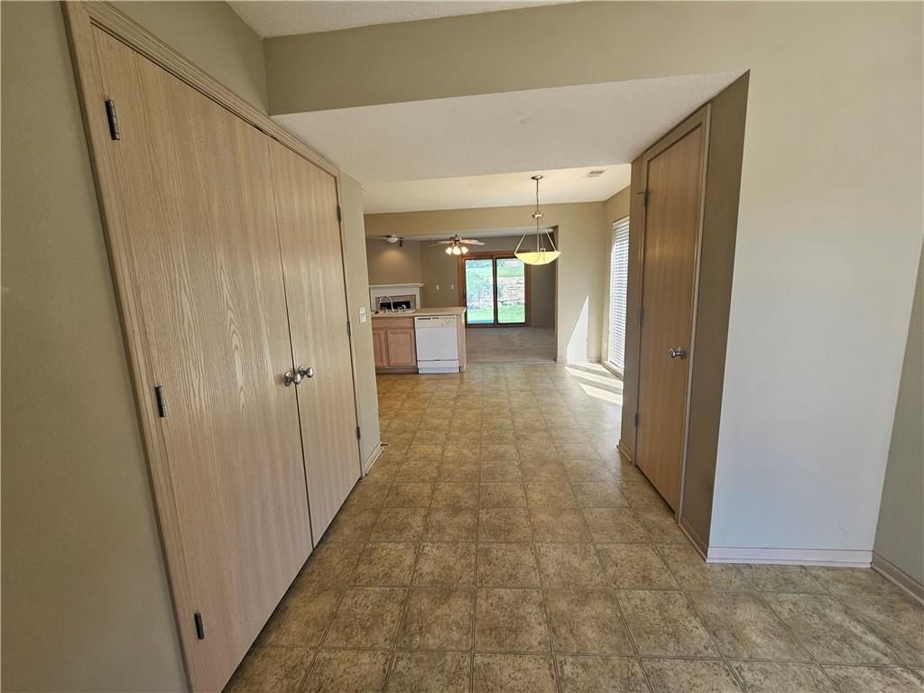 8341 N Kensington Avenue — photo 4