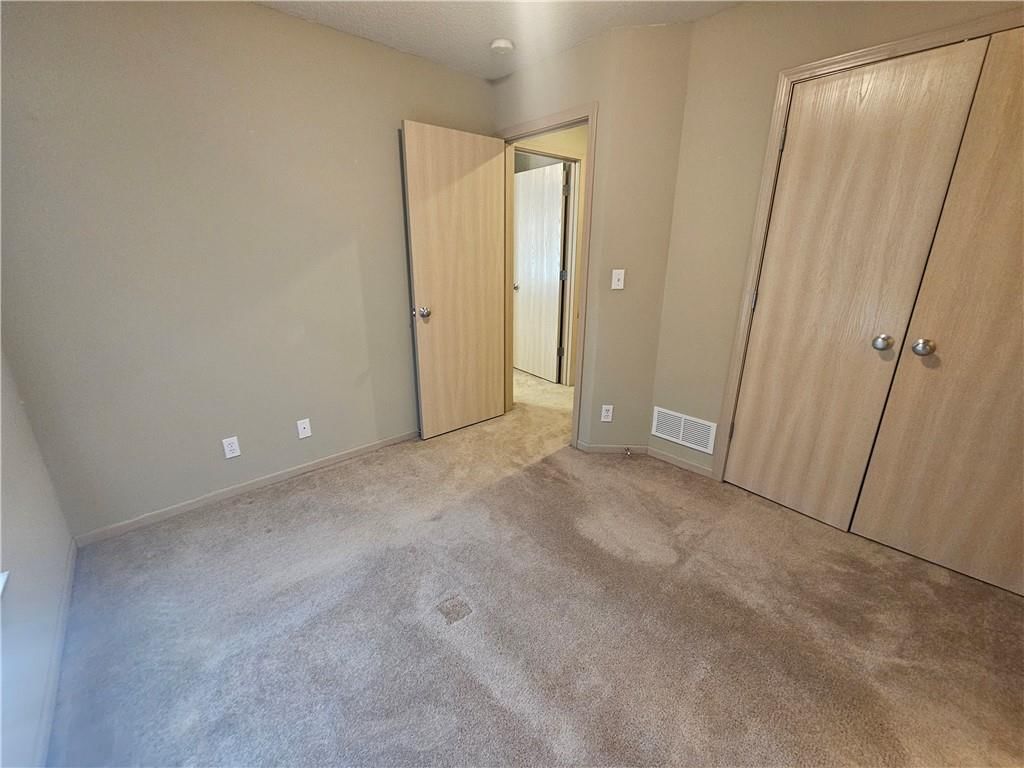 8341 N Kensington Avenue — photo 26