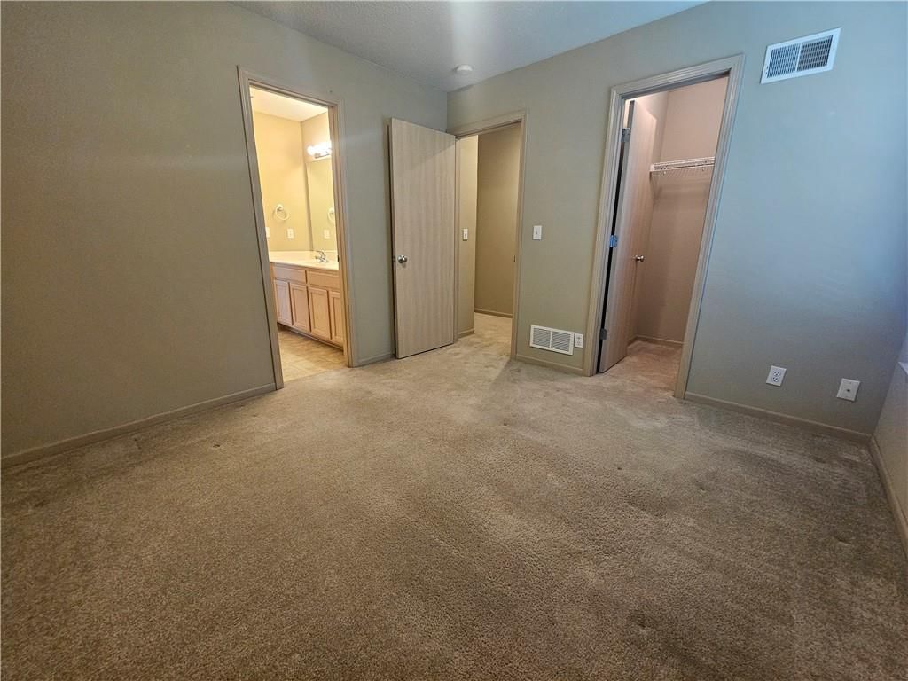 8341 N Kensington Avenue — photo 38