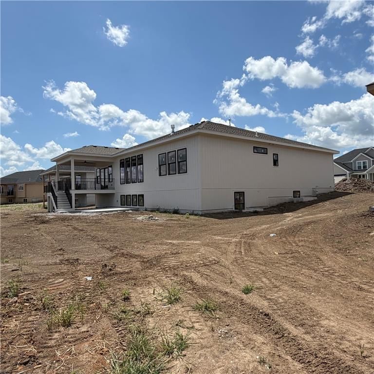 2343 Foxtail Drive — photo 3