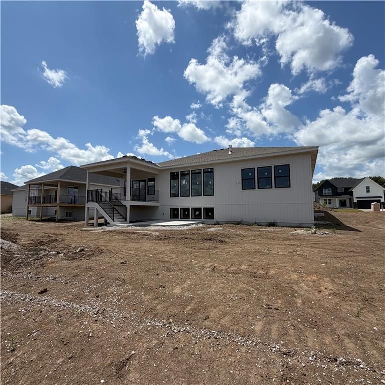 2343 Foxtail Drive — photo 4