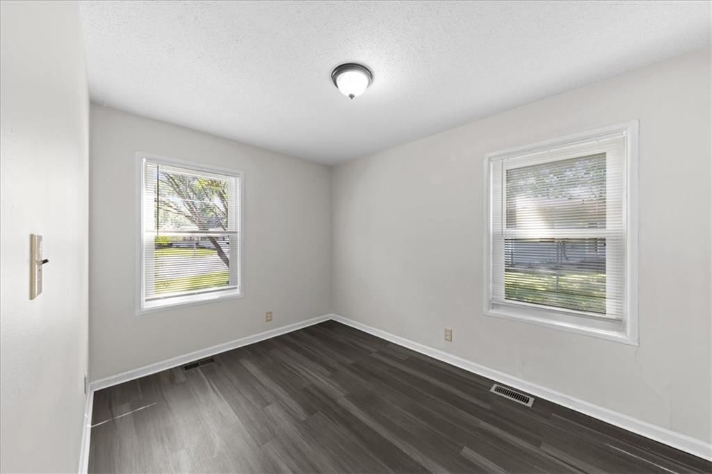 406 N Geronimo Drive — photo 16