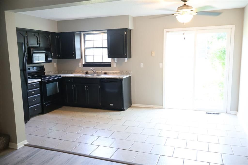 700 Cedar Drive — photo 3