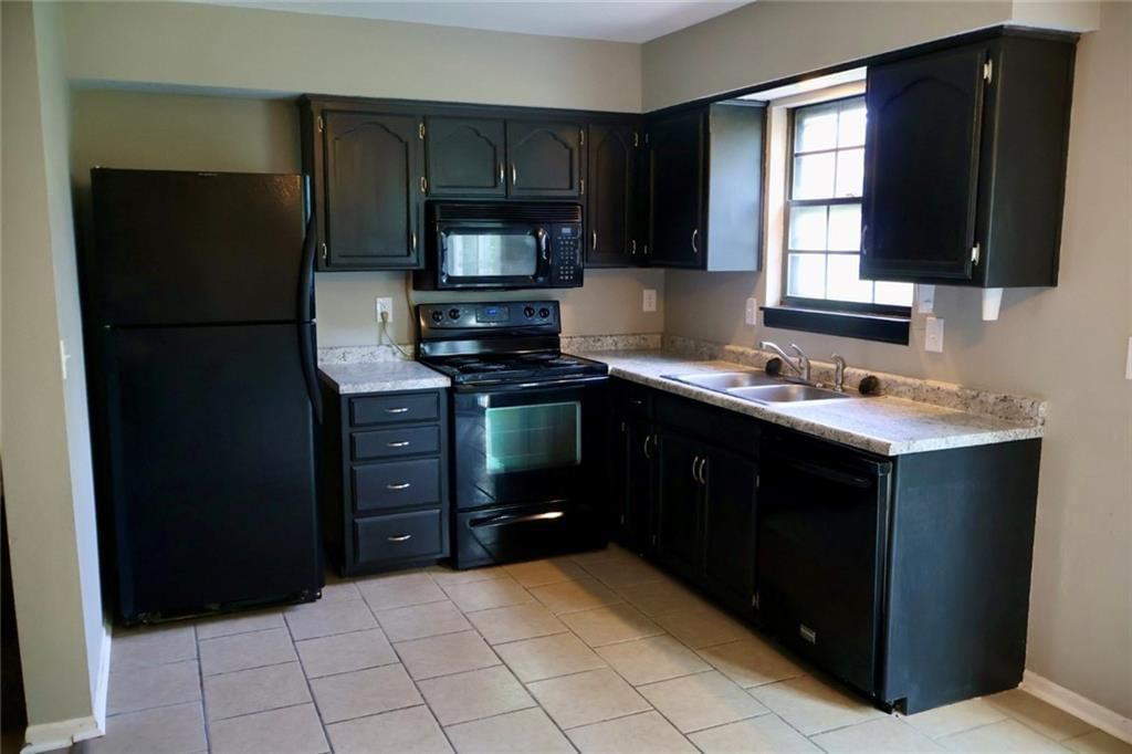 700 Cedar Drive — photo 4
