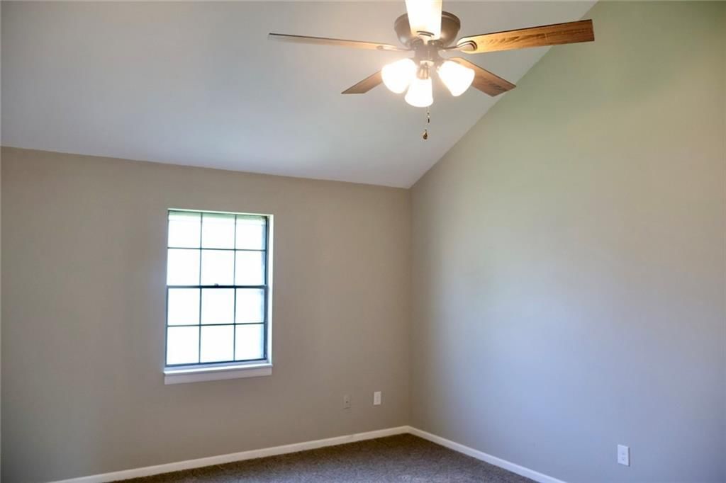 700 Cedar Drive — photo 8