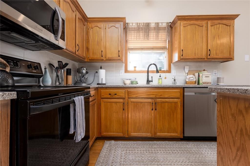 7431 N Lewis Avenue — photo 13