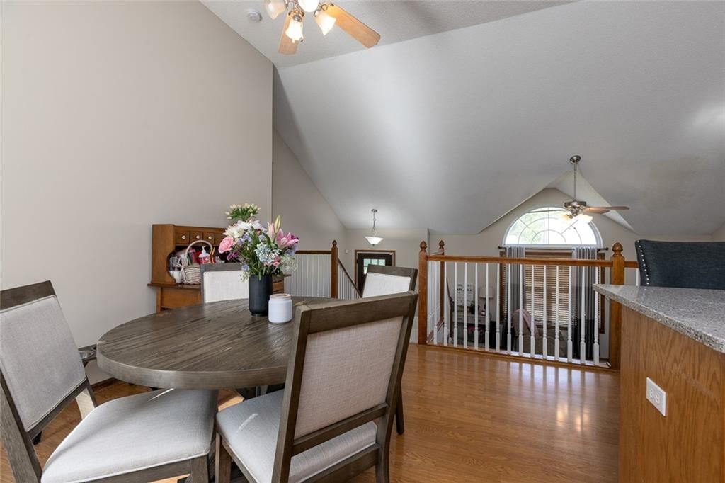 7431 N Lewis Avenue — photo 15