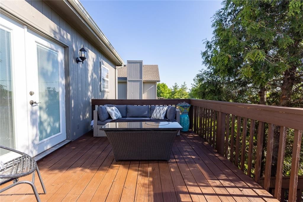 7431 N Lewis Avenue — photo 35