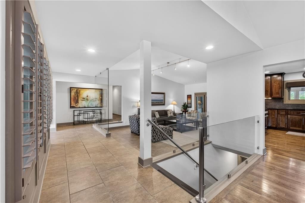 8608 Reinhardt Lane — photo 13