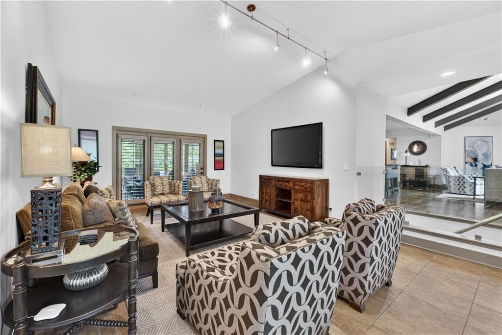 8608 Reinhardt Lane — photo 14