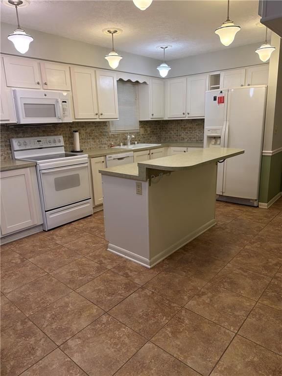 1508 E 18th Terrace — photo 3