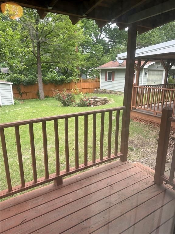 1508 E 18th Terrace — photo 10