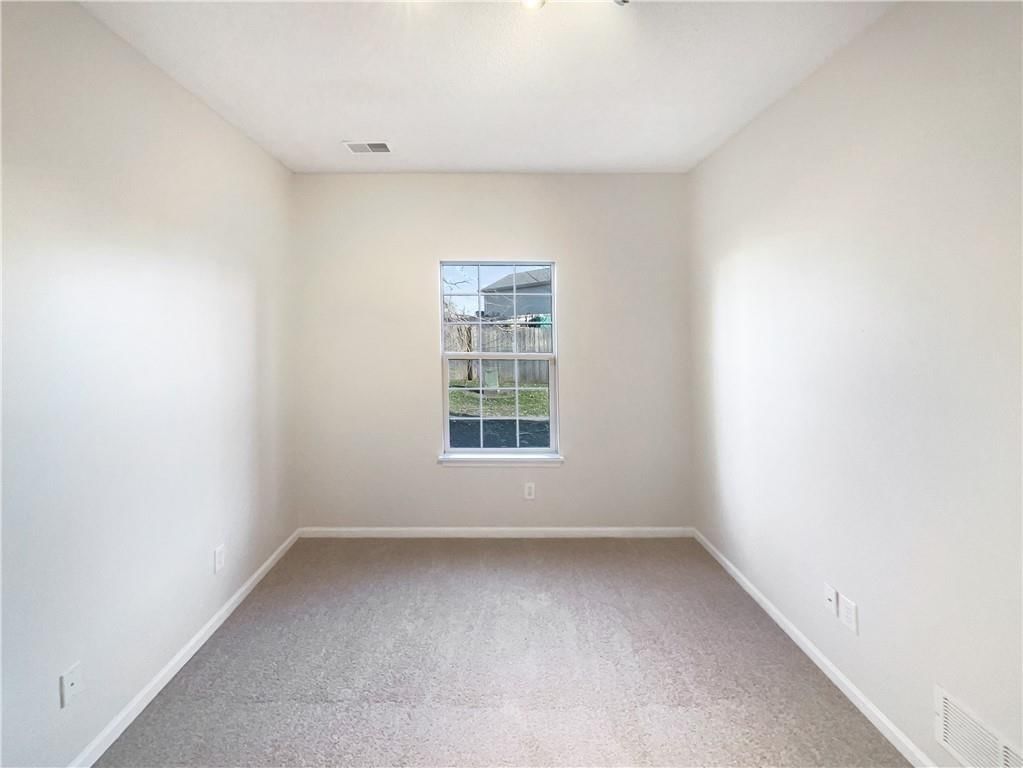 726 S Woodson Lane — photo 5