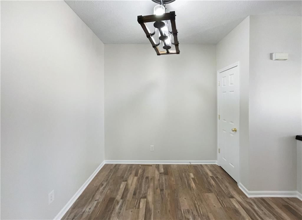 726 S Woodson Lane — photo 10