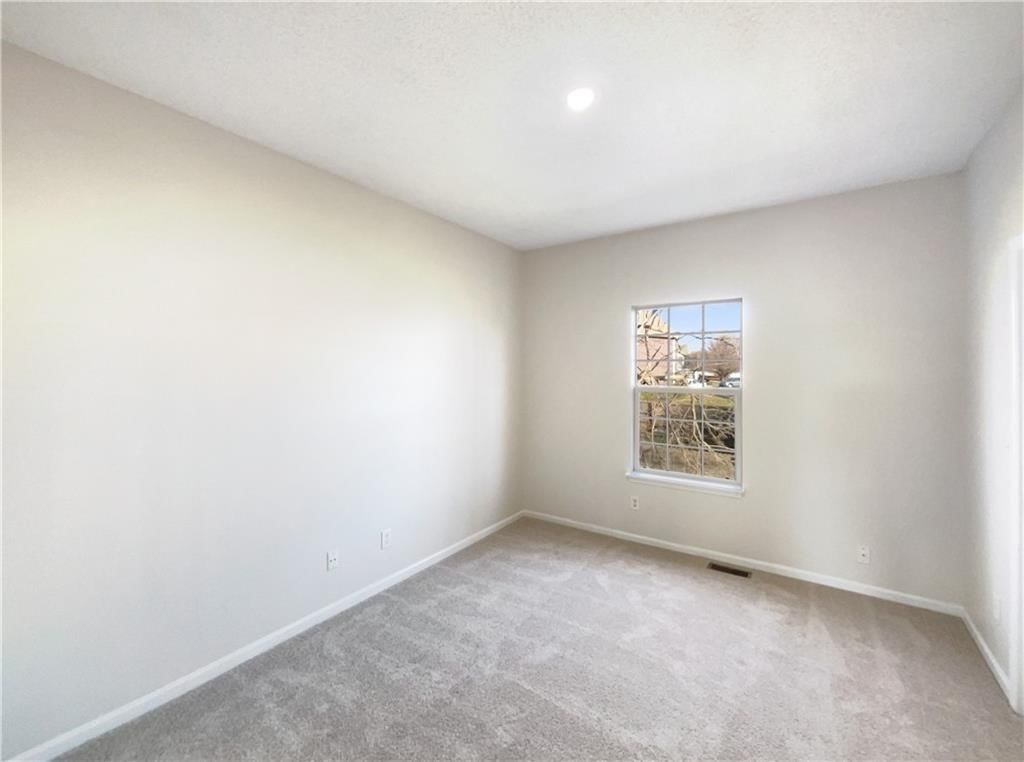 726 S Woodson Lane — photo 11