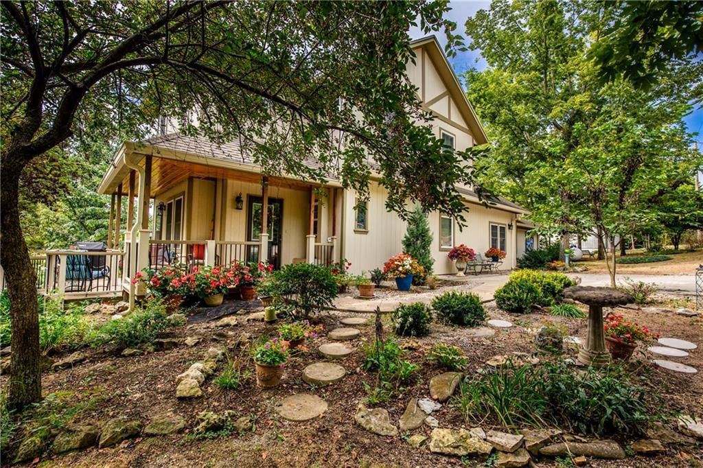 593 W Sugar Lake Drive — photo 1