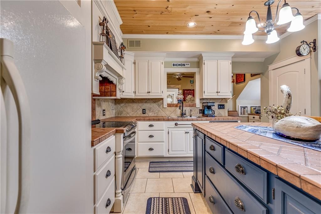 593 W Sugar Lake Drive — photo 9