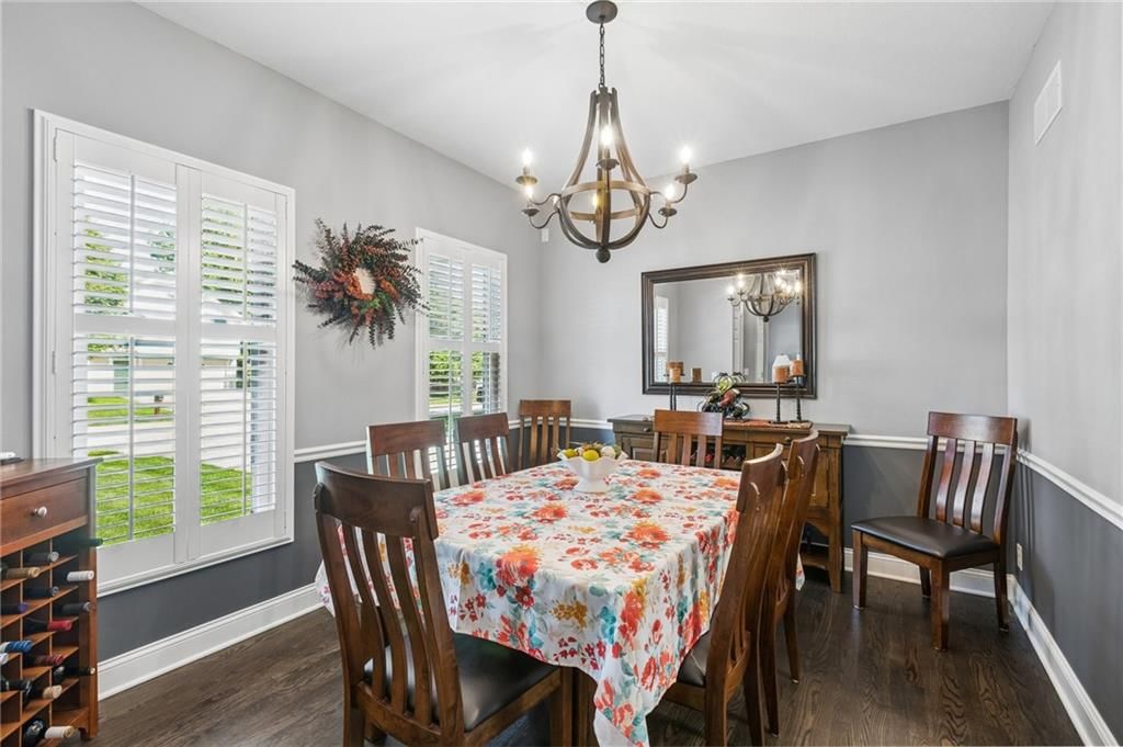 1021 Black Oak Drive — photo 6