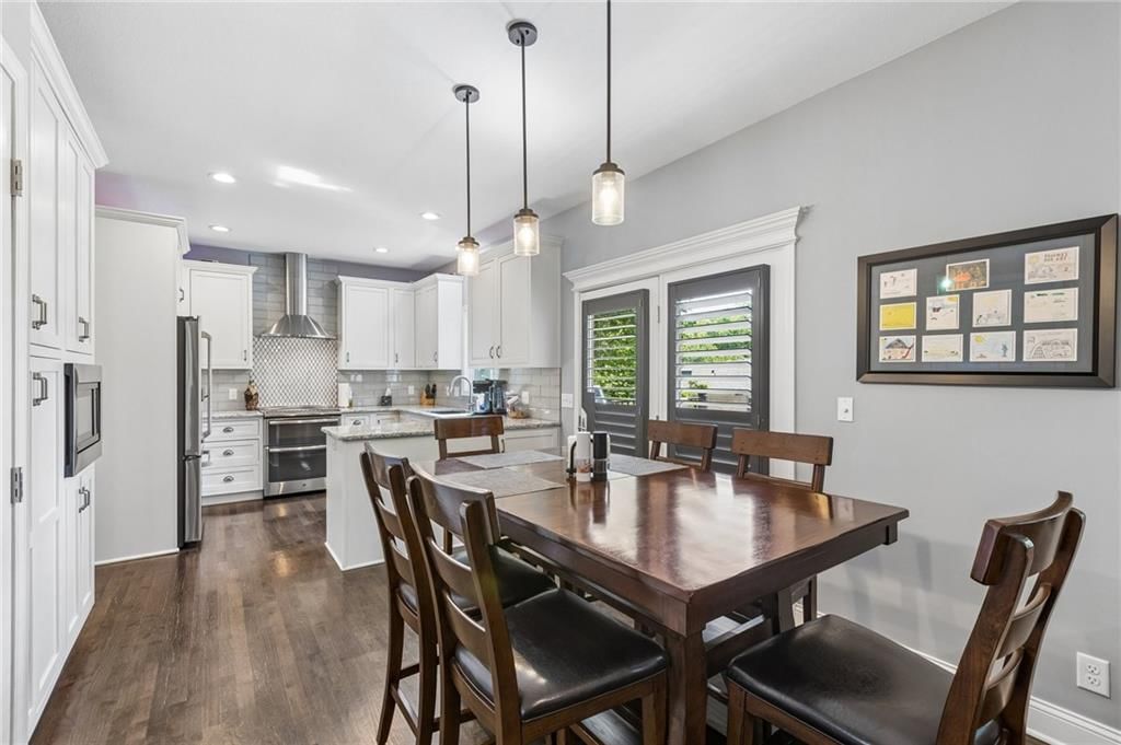 1021 Black Oak Drive — photo 10