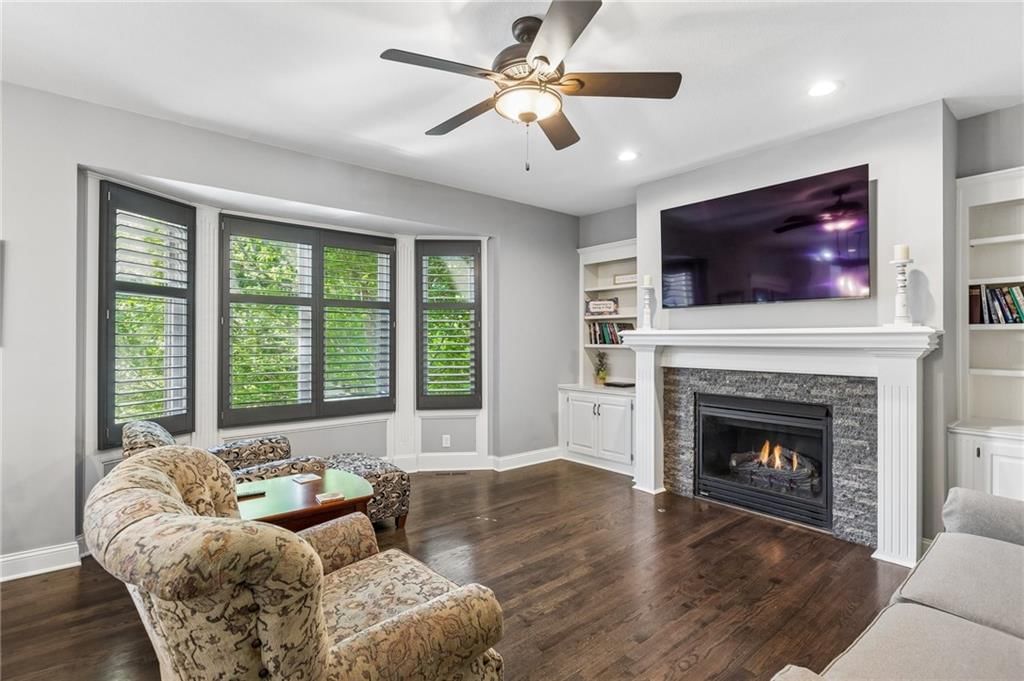 1021 Black Oak Drive — photo 11