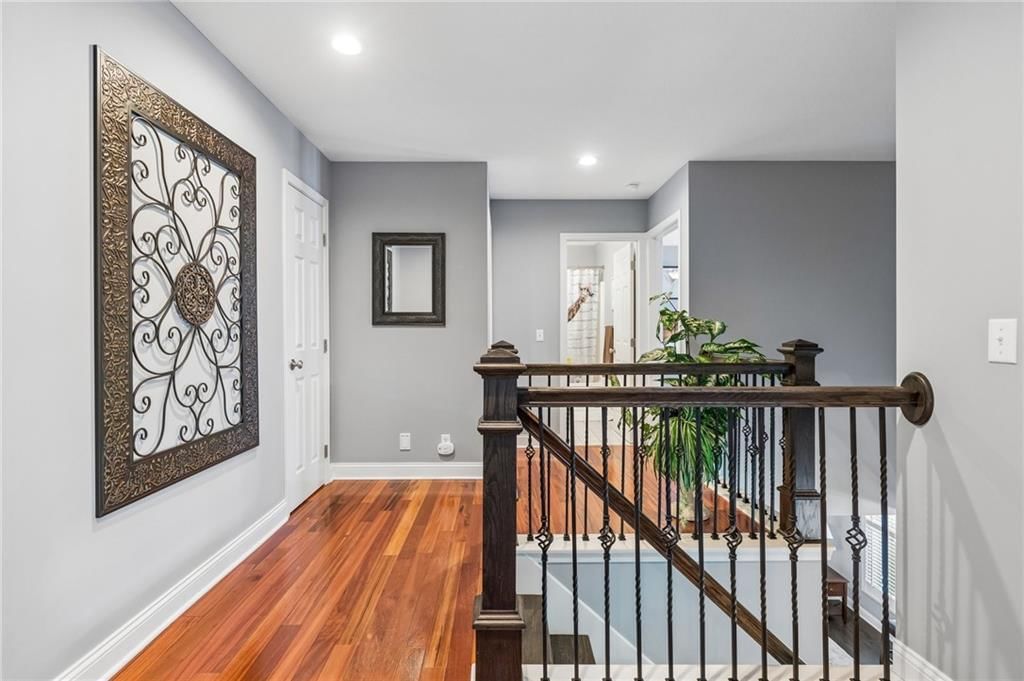 1021 Black Oak Drive — photo 14