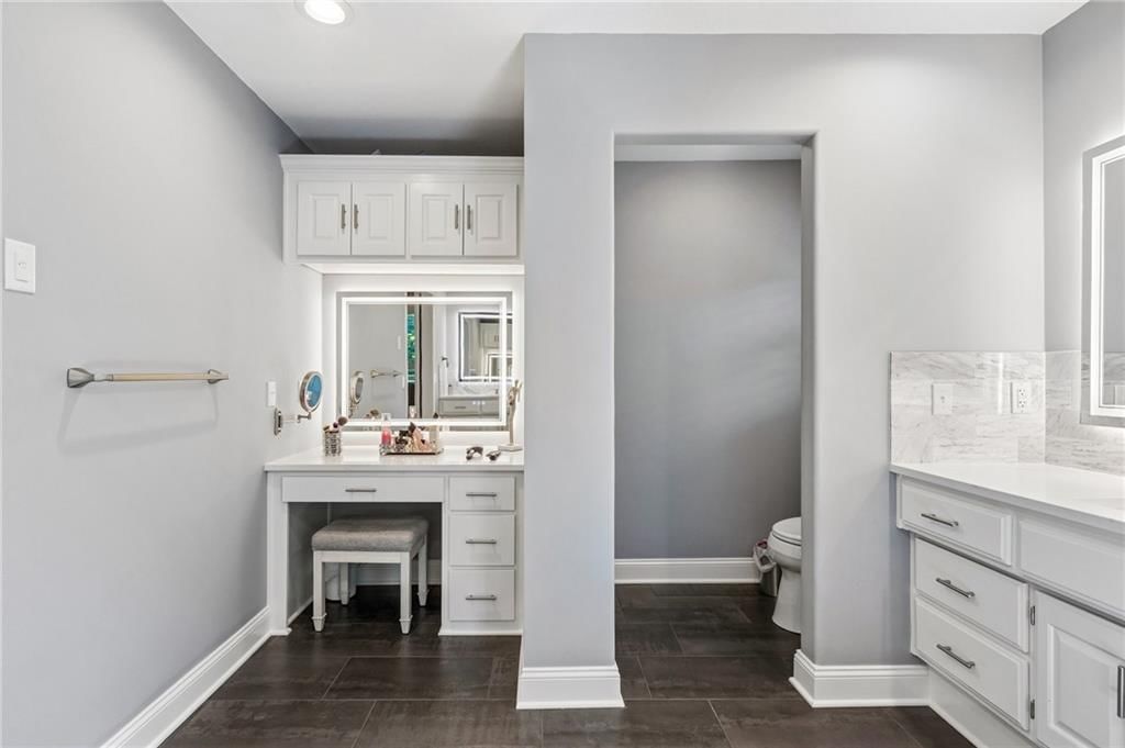 1021 Black Oak Drive — photo 19