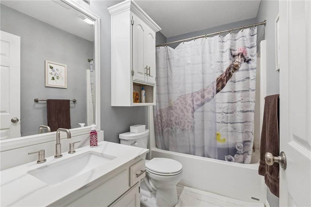 1021 Black Oak Drive — photo 24