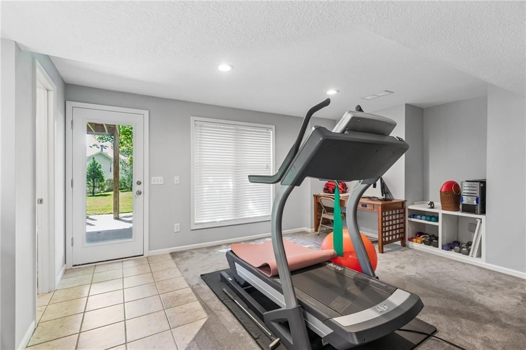 1021 Black Oak Drive — photo 28