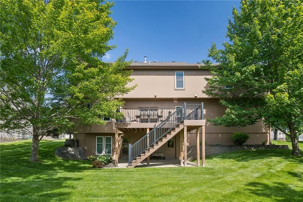 1021 Black Oak Drive — photo 31