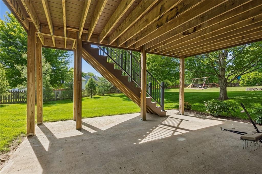 1021 Black Oak Drive — photo 34
