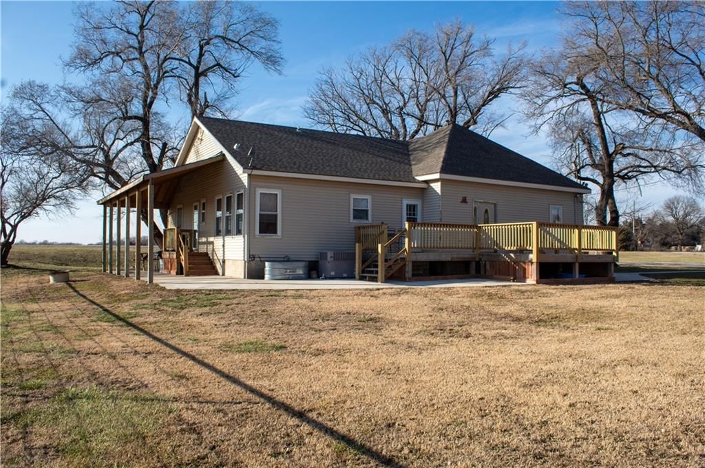 24700 Douglas Road — photo 17