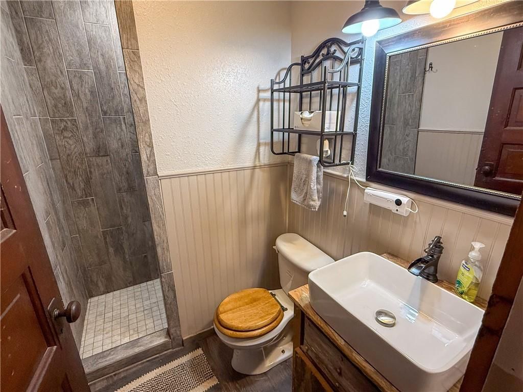 24700 Douglas Road — photo 18