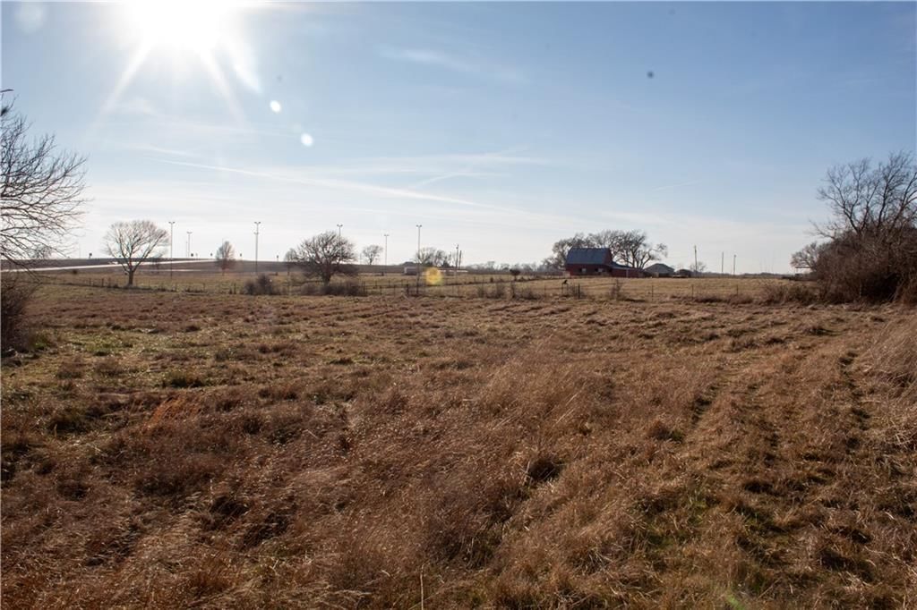 24700 Douglas Road — photo 30