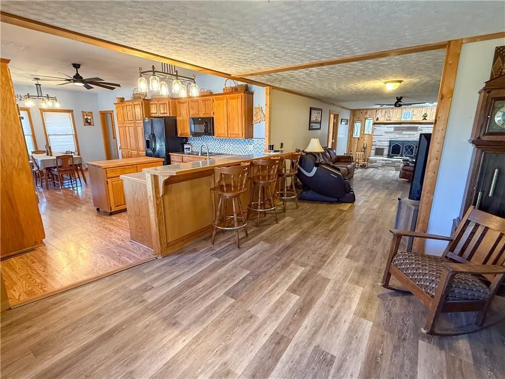 24700 Douglas Road — photo 36