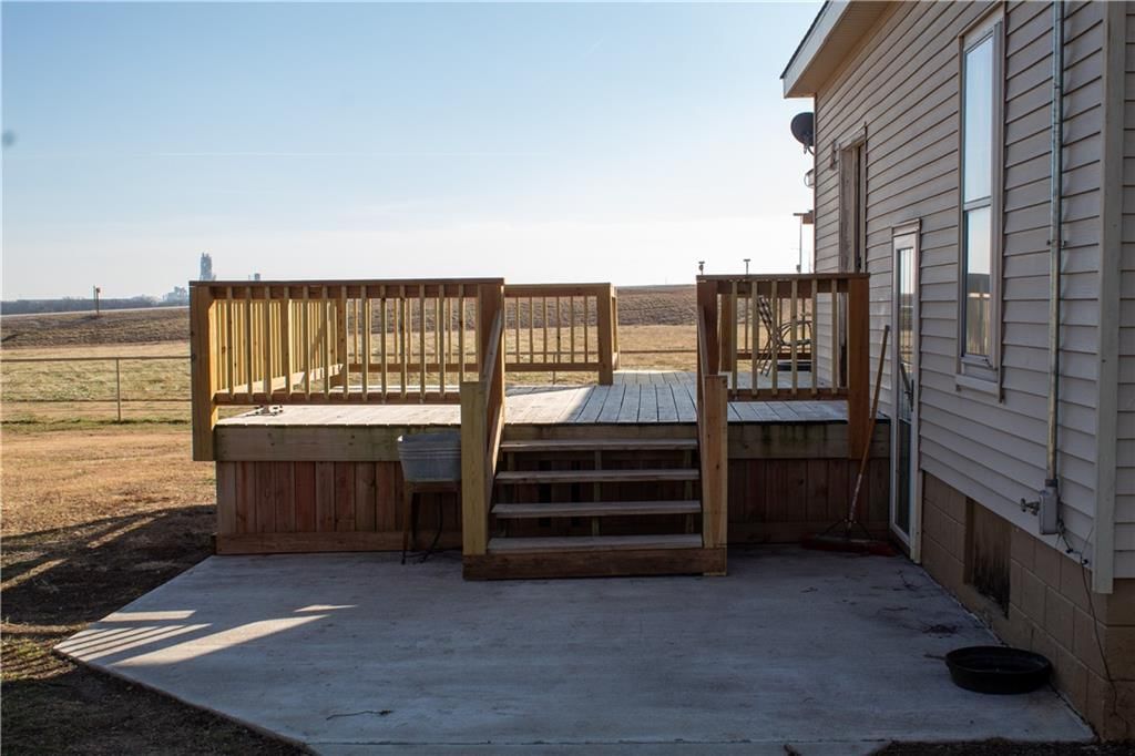 24700 Douglas Road — photo 38