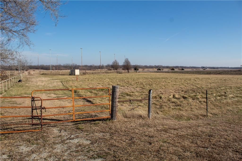24700 Douglas Road — photo 41