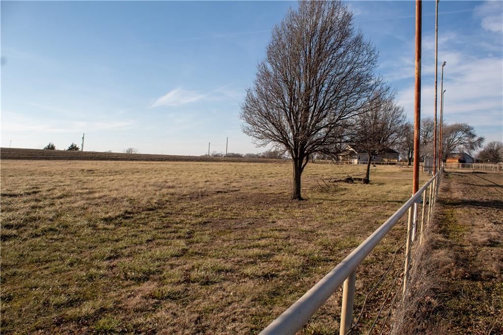 24700 Douglas Road — photo 46