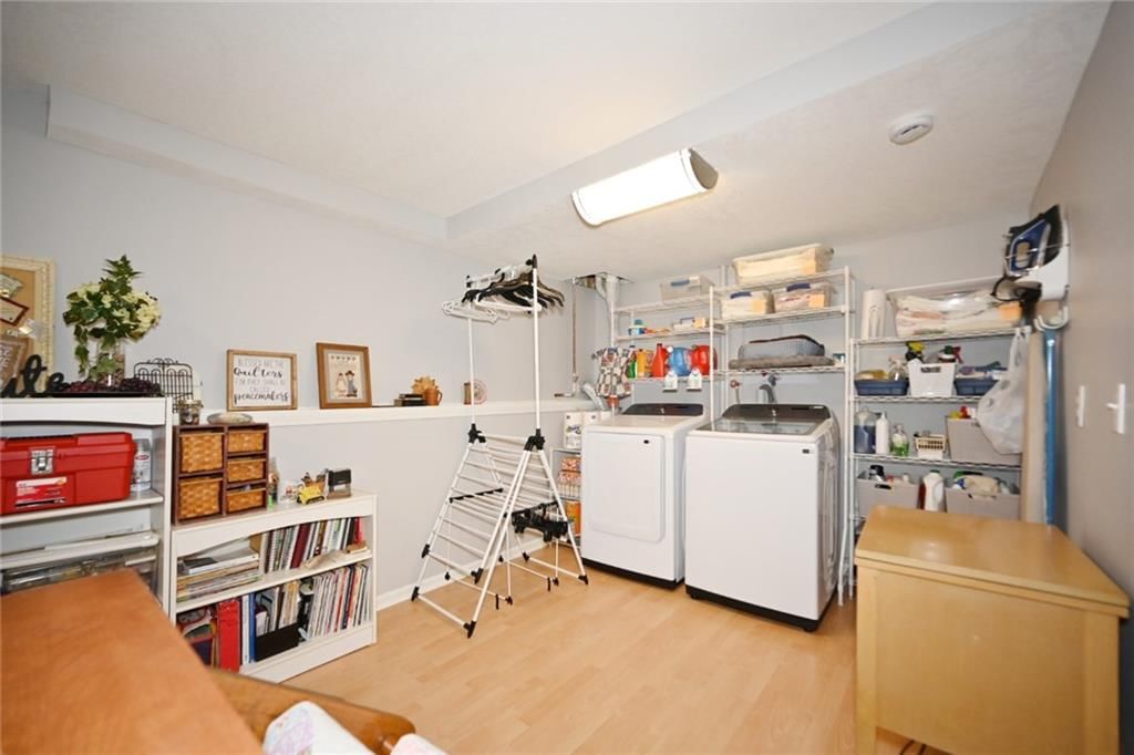 539 Lauren Street — photo 17