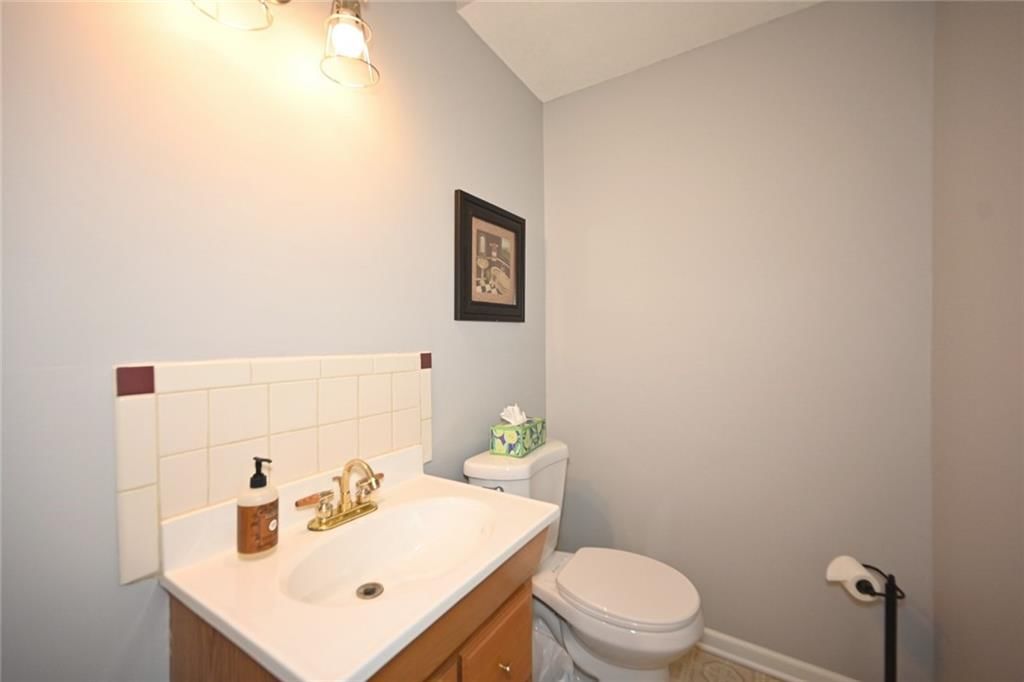 539 Lauren Street — photo 32