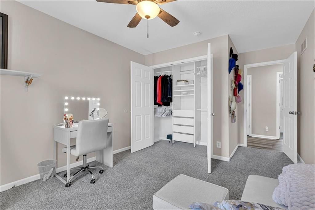 634 S Walnut Street — photo 17