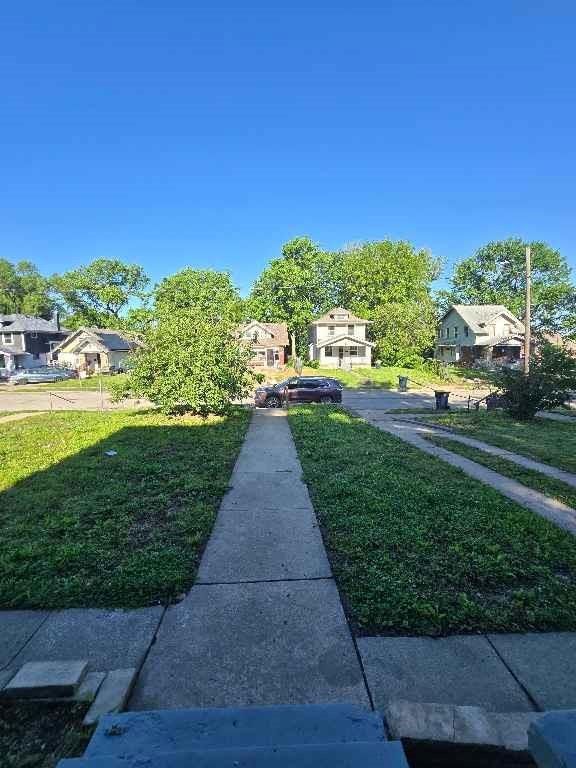 5611 Highland Avenue — photo 2