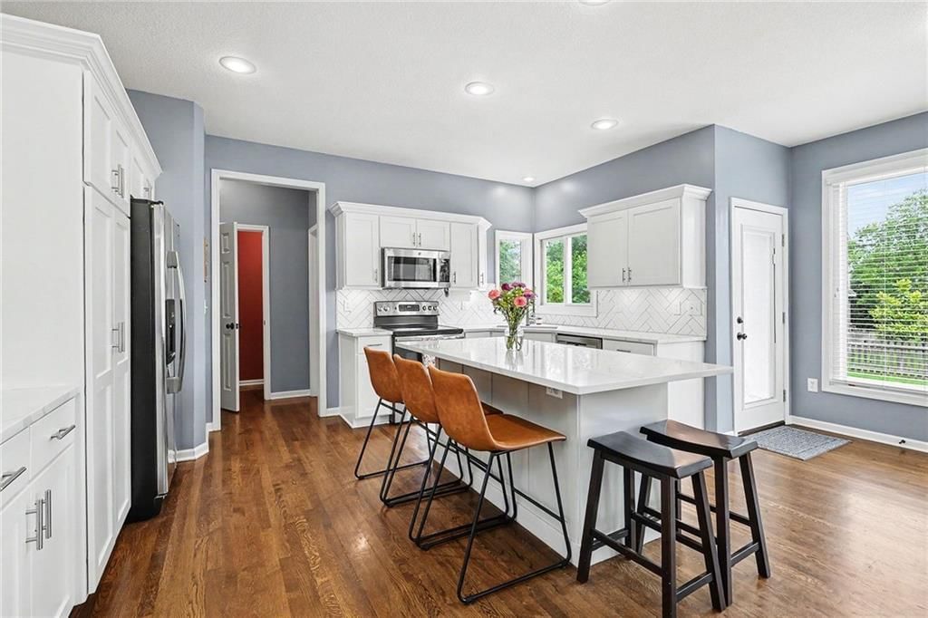 8306 W 128th Street — photo 13