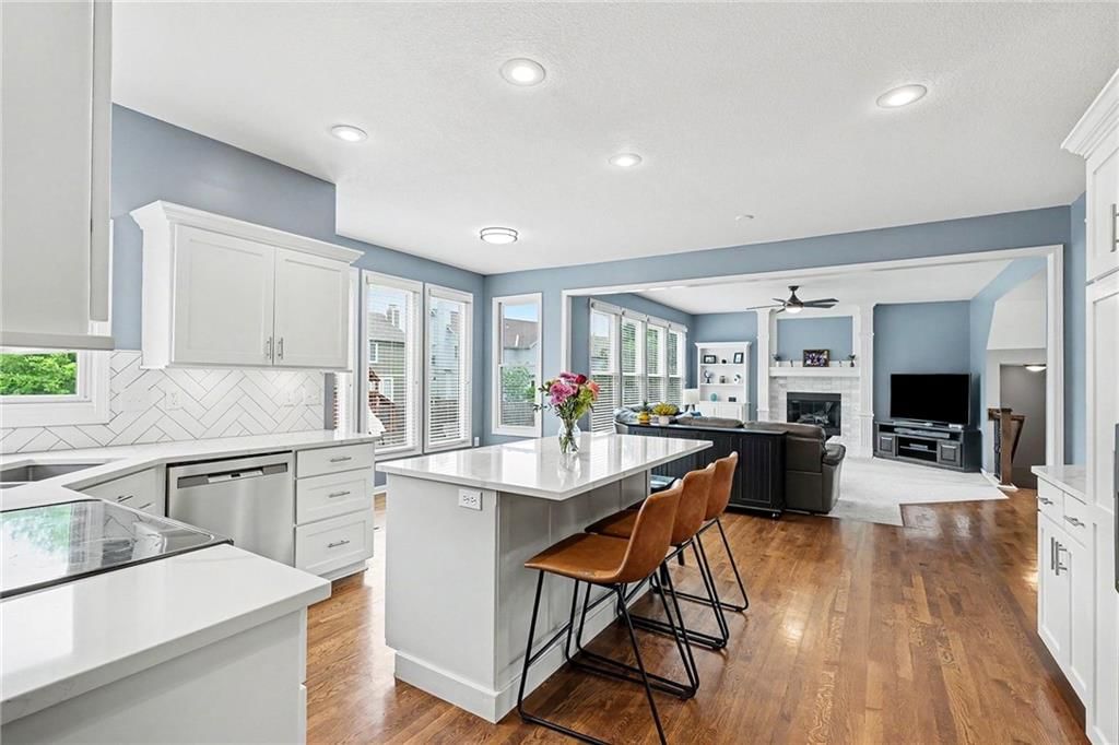 8306 W 128th Street — photo 14